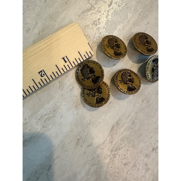 1950's Set Of 6 Vintage Queen Elizabeth II Decorative Brass Tone Buttons Rare - Picture 4 of 5